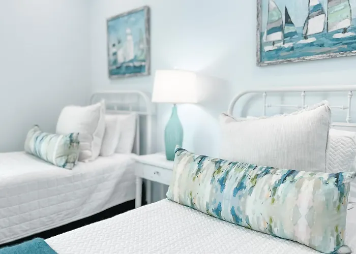 Pelican Point Holiday home *